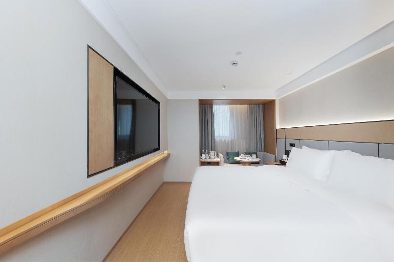 JI Hotel Shanghai Wujiaochang Xiangyin Road image
