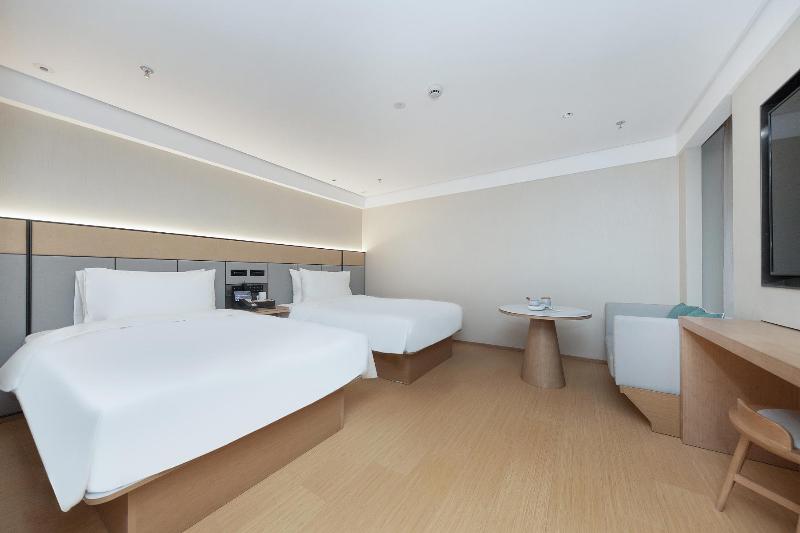 JI Hotel Shanghai Wujiaochang Xiangyin Road image