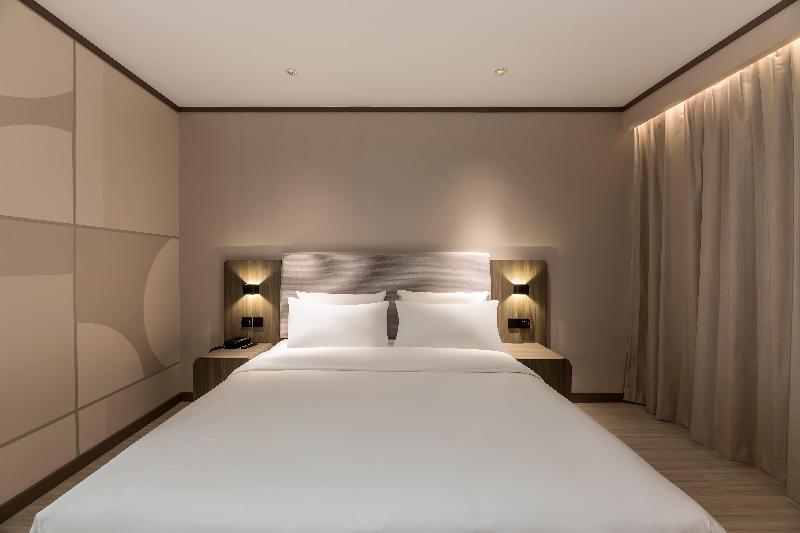 Hanting Hotel Yangzhou Shouxihu Road image