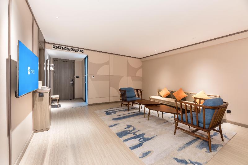 Hanting Hotel Yangzhou Shouxihu Road image