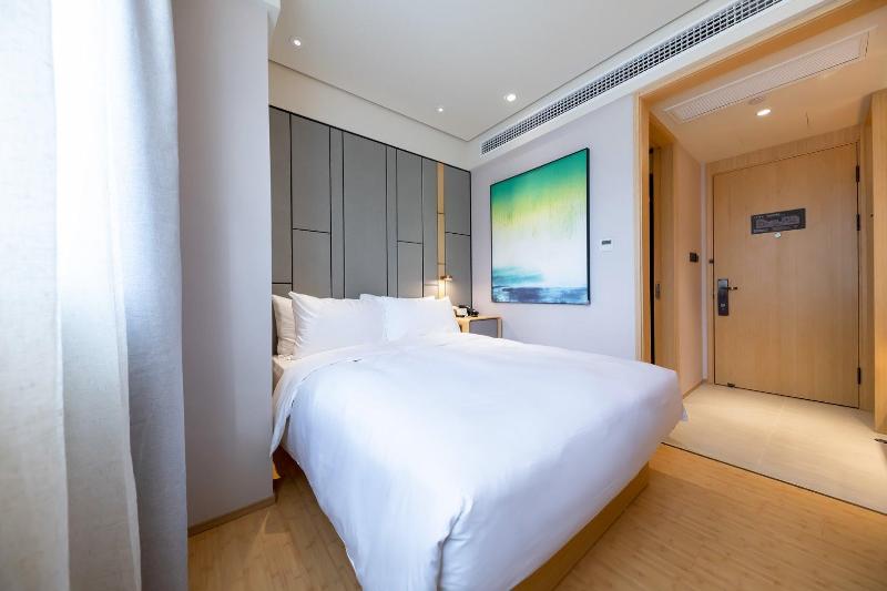 JI Hotel Shanghai Ningguo Road Station image