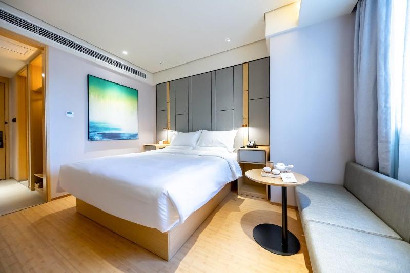 JI Hotel Shanghai Ningguo Road Station image