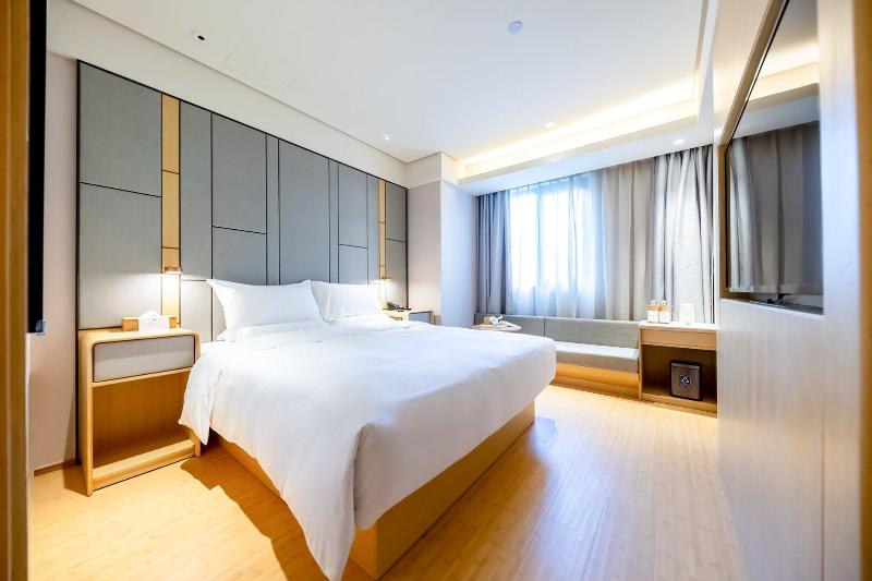 JI Hotel Shanghai Ningguo Road Station image