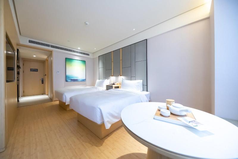 JI Hotel Shanghai Ningguo Road Station image