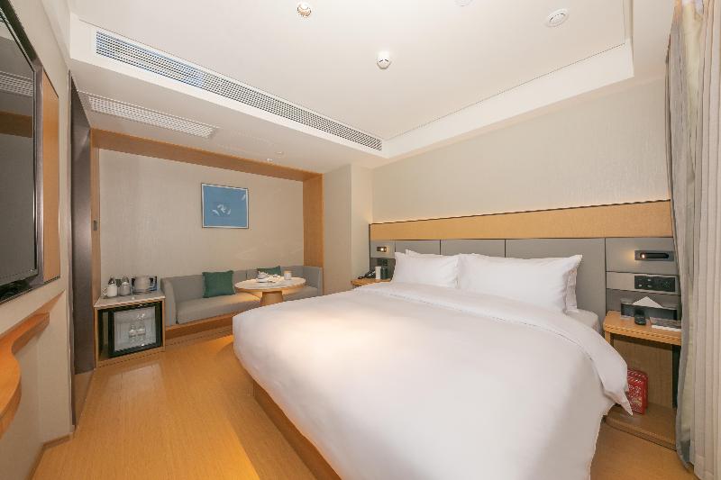 JI Hotel South Beijing Station Zhaogongkou image