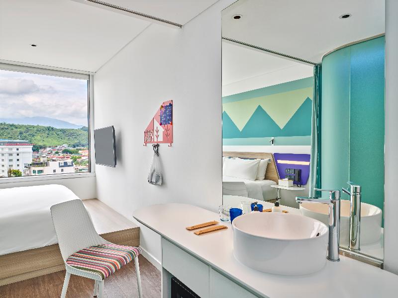 Tru by Hilton Lao Cai City Riverside image