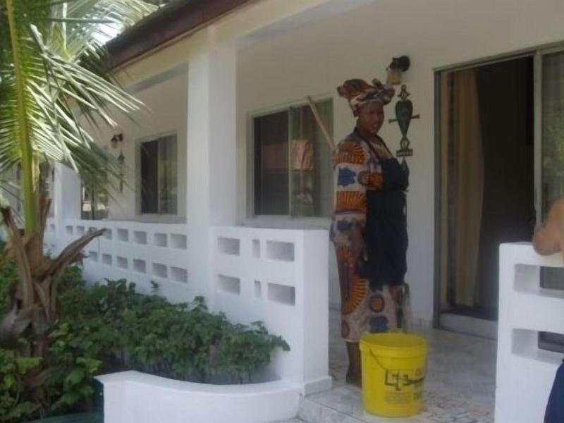 Holiday Beach Club Hotel image