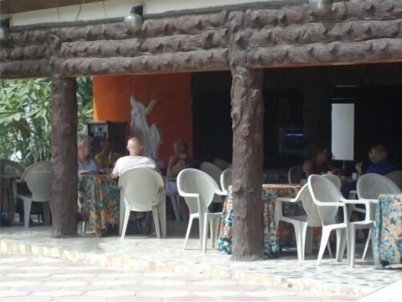 Holiday Beach Club Hotel image