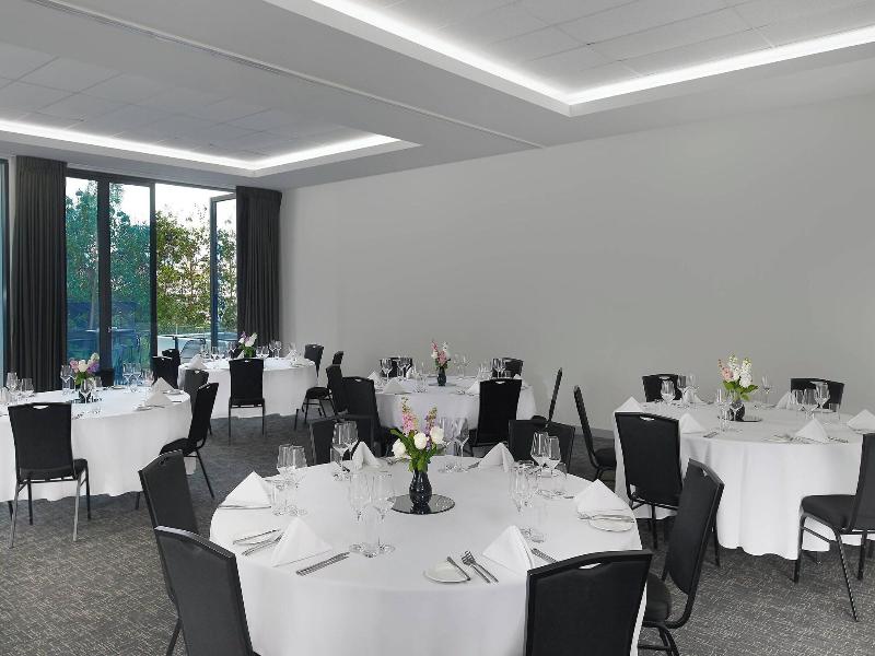 Courtyard By Marriott Brisbane South Bank image