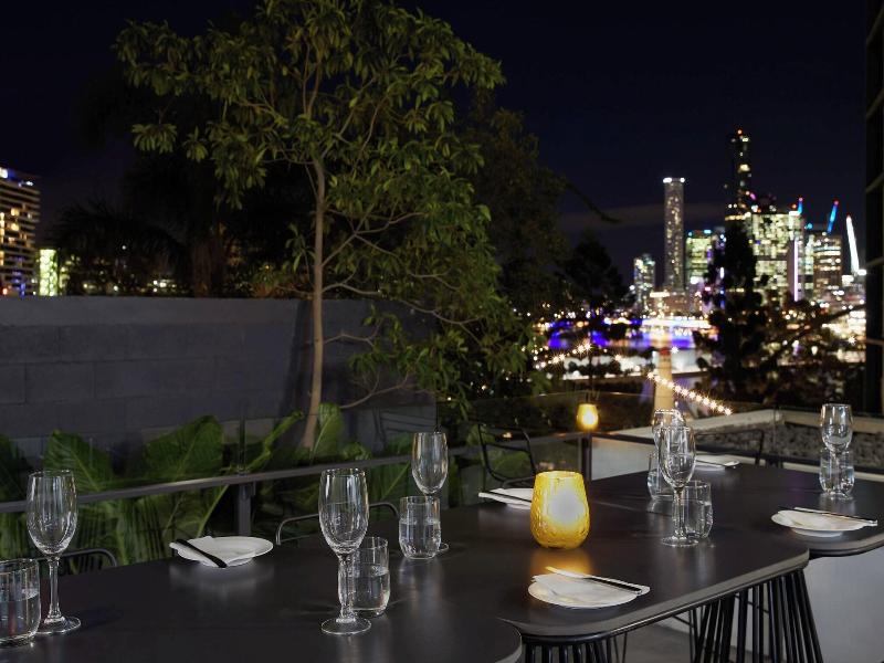 Courtyard By Marriott Brisbane South Bank image