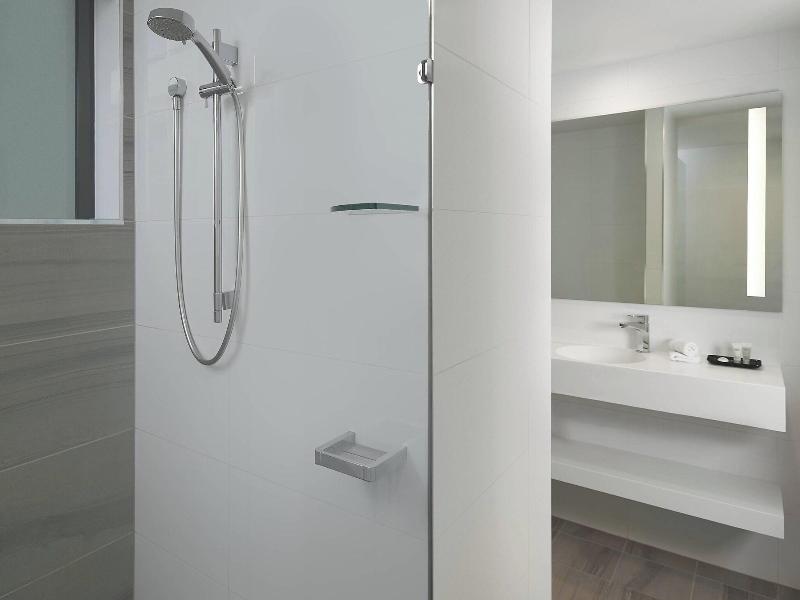 Courtyard By Marriott Brisbane South Bank image