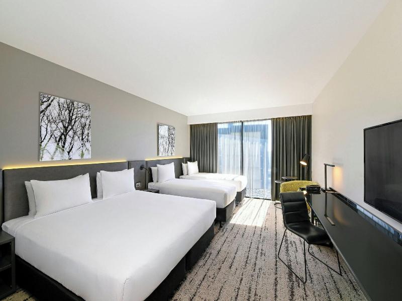 Courtyard By Marriott Brisbane South Bank image