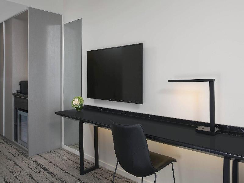 Courtyard By Marriott Brisbane South Bank image