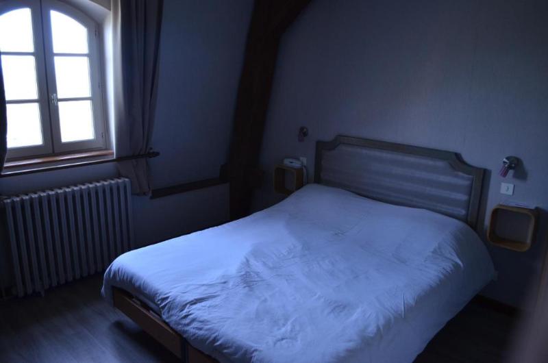 Logis Hôtel Domaine du Cheval Blanc  image