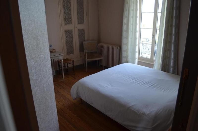 Logis Hôtel Domaine du Cheval Blanc  image