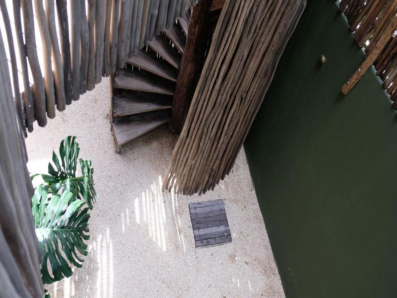 Loba Tulum image