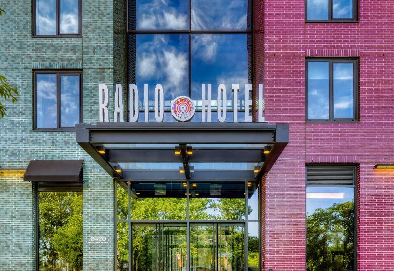 Radio Hotel image