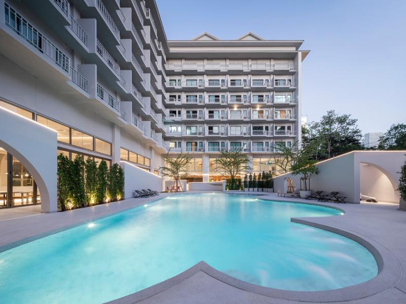 Terra Nara Hotel Pattaya image
