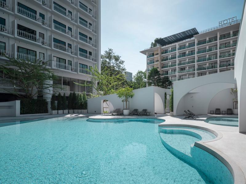 Terra Nara Hotel Pattaya image
