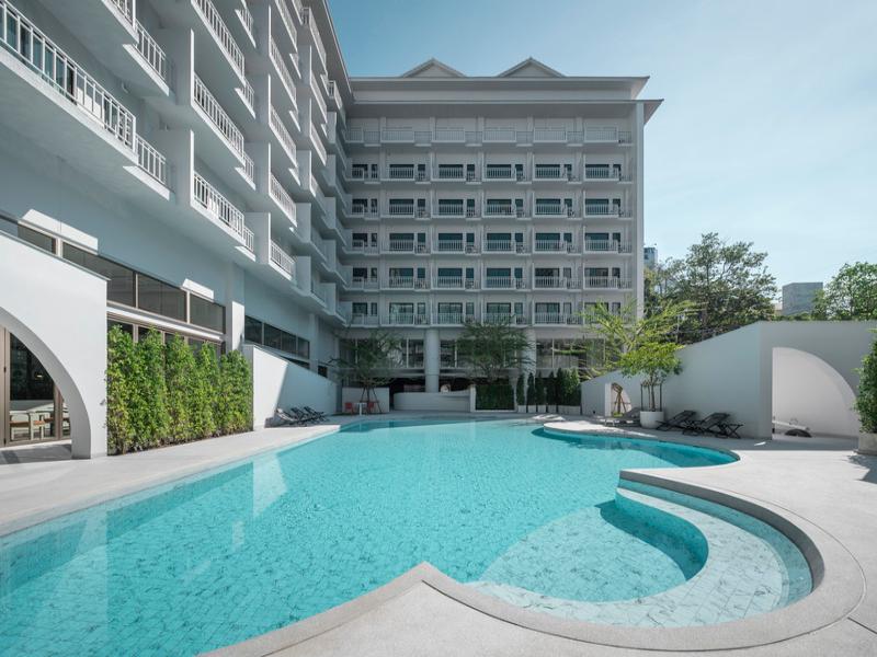 Terra Nara Hotel Pattaya image