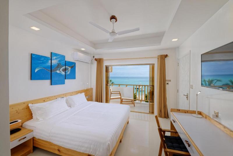 Luau Beach Inn Maldives 3