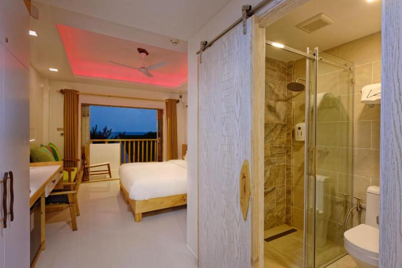Luau Beach Inn Maldives 5