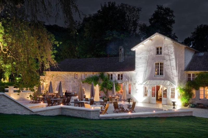 Logis Hotel la Source Bleue image
