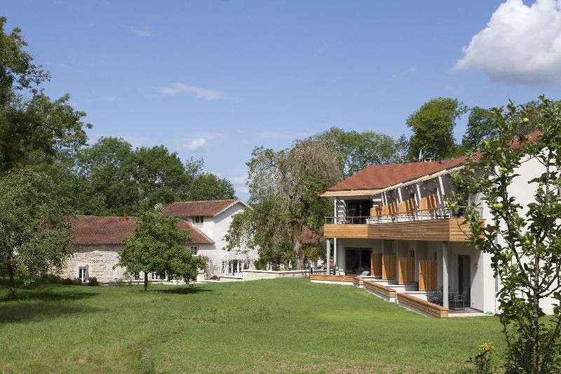 Logis Hotel la Source Bleue image
