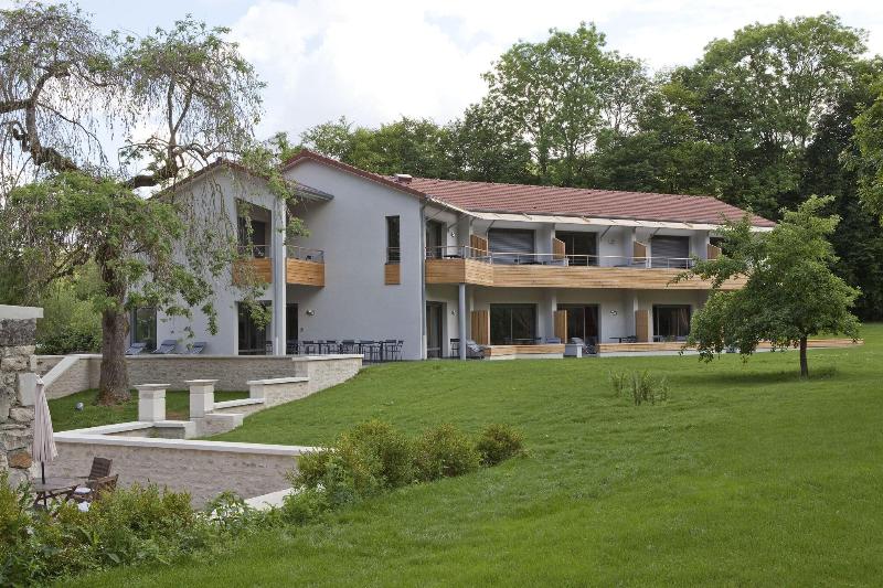 Logis Hotel la Source Bleue image
