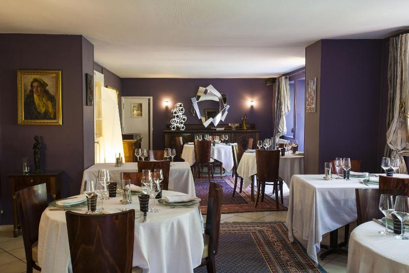 Logis Hotel la Source Bleue image 2