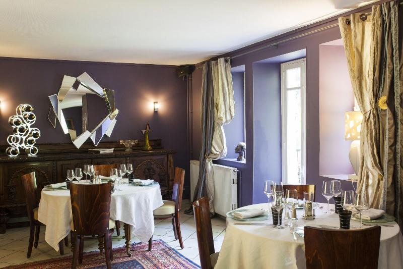 Logis Hotel la Source Bleue image 3