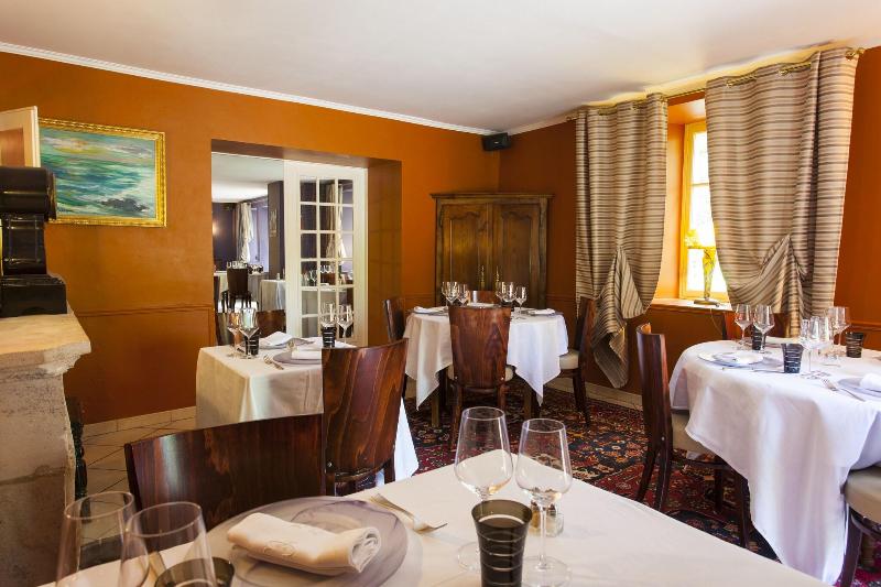 Logis Hotel la Source Bleue image 6