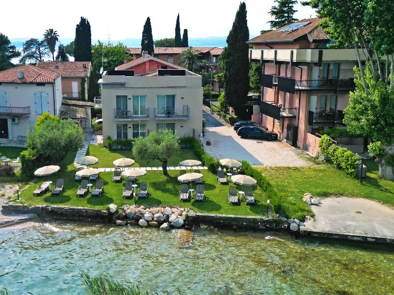 Villa Canneto image