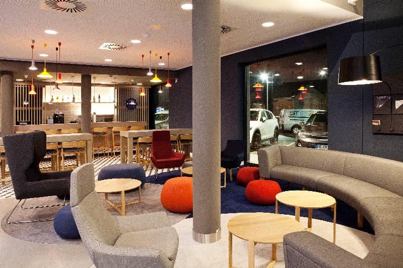 Holiday Inn Express Dusseldorf Airport image