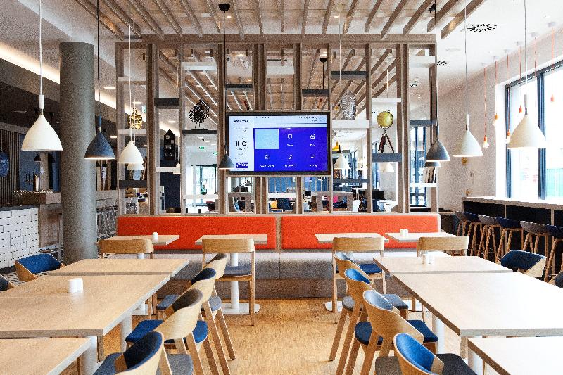 Holiday Inn Express Dusseldorf Airport image