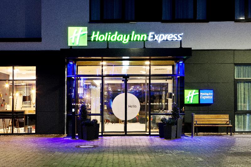 Holiday Inn Express Dusseldorf Airport image