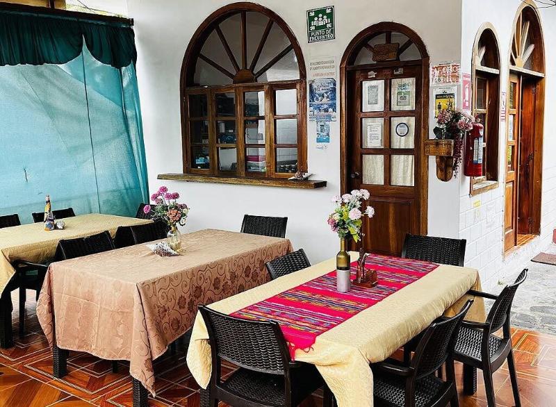 Hostal Las Gardenias image