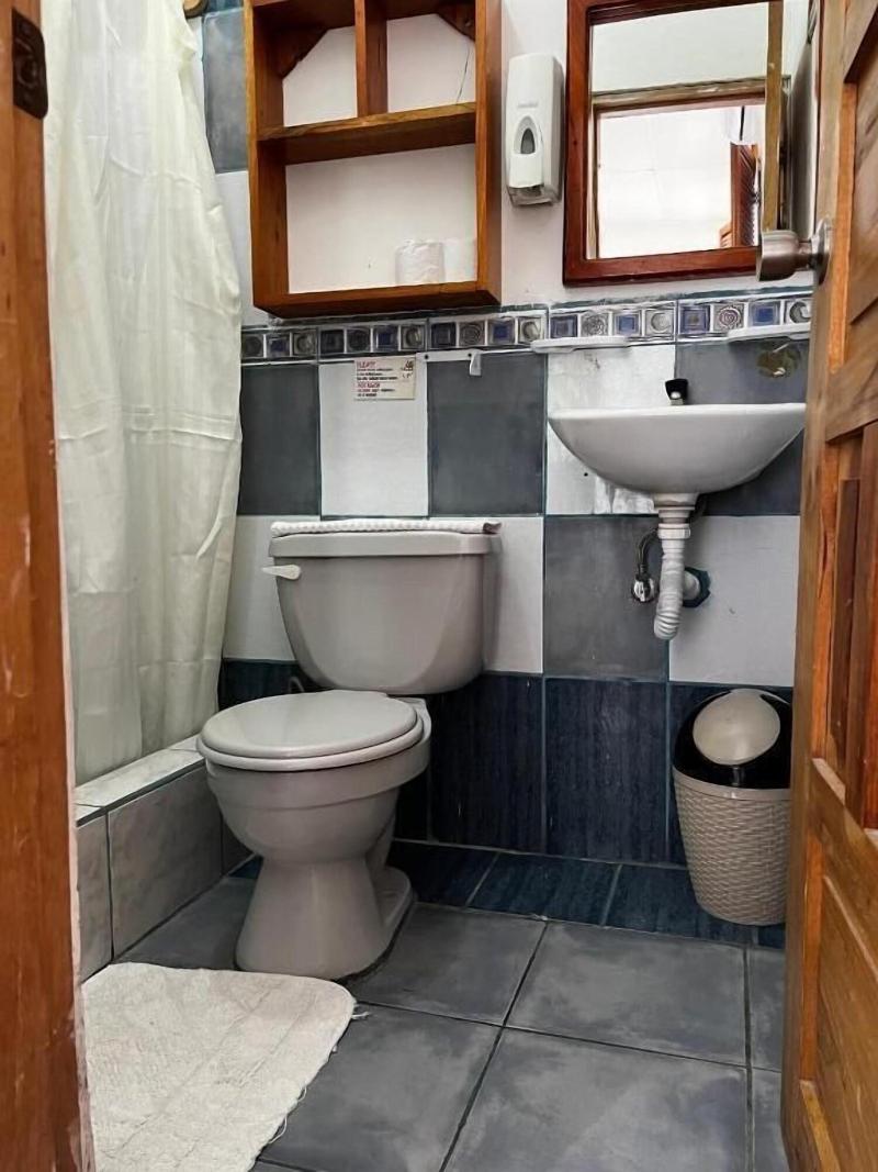 Hostal Las Gardenias image