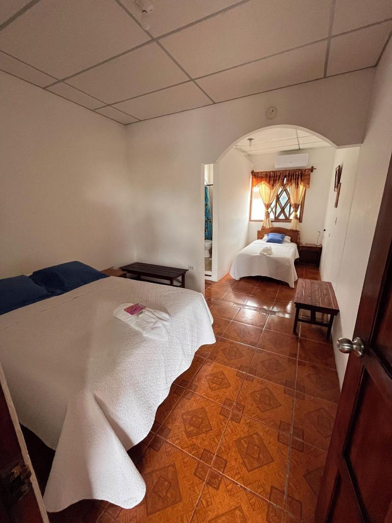 Hostal Las Gardenias image