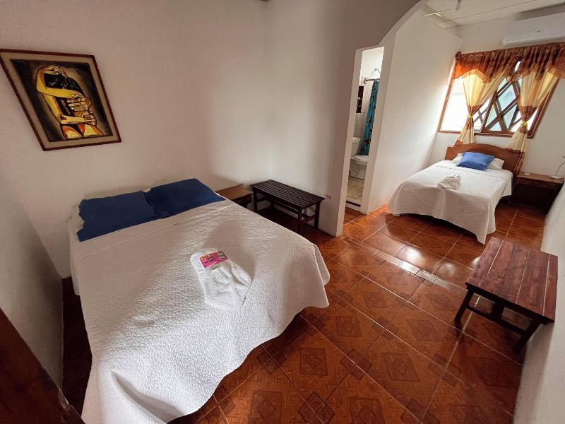 Hostal Las Gardenias image