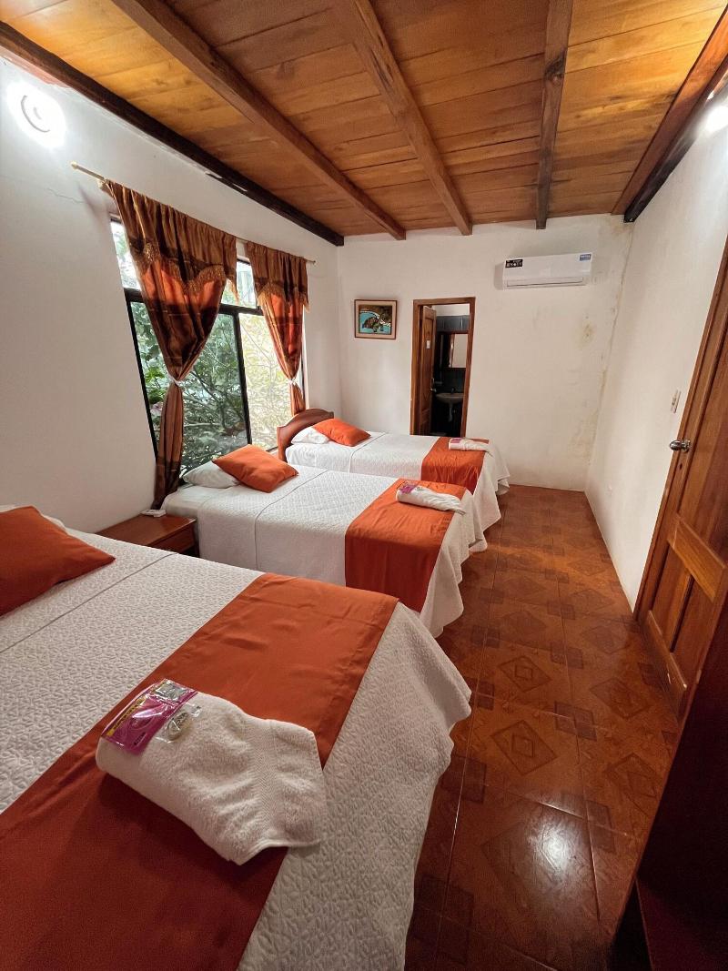 Hostal Las Gardenias image