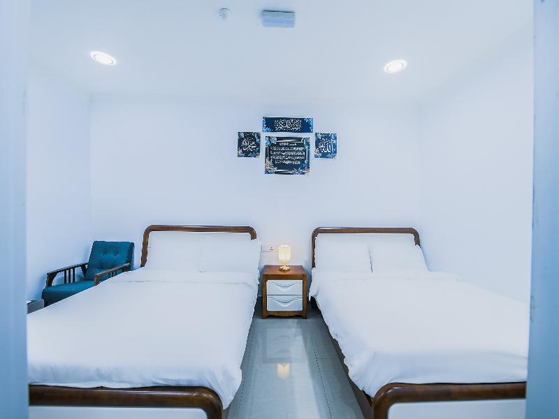 Super OYO Capital O 90543 Sp Star Hotel image