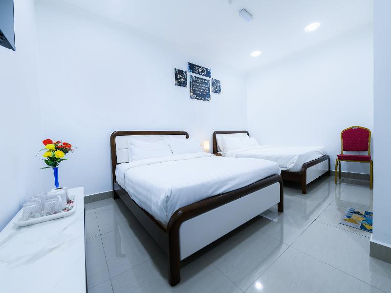 Super OYO Capital O 90543 Sp Star Hotel image