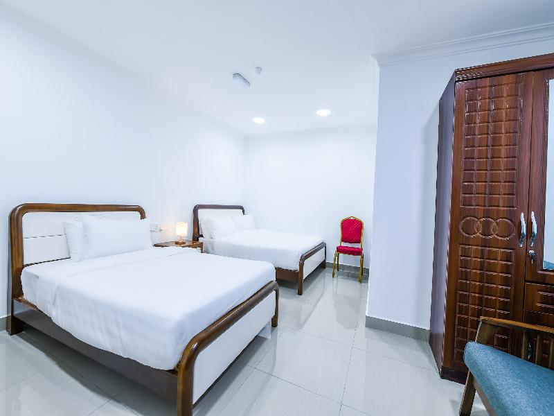 Super OYO Capital O 90543 Sp Star Hotel image