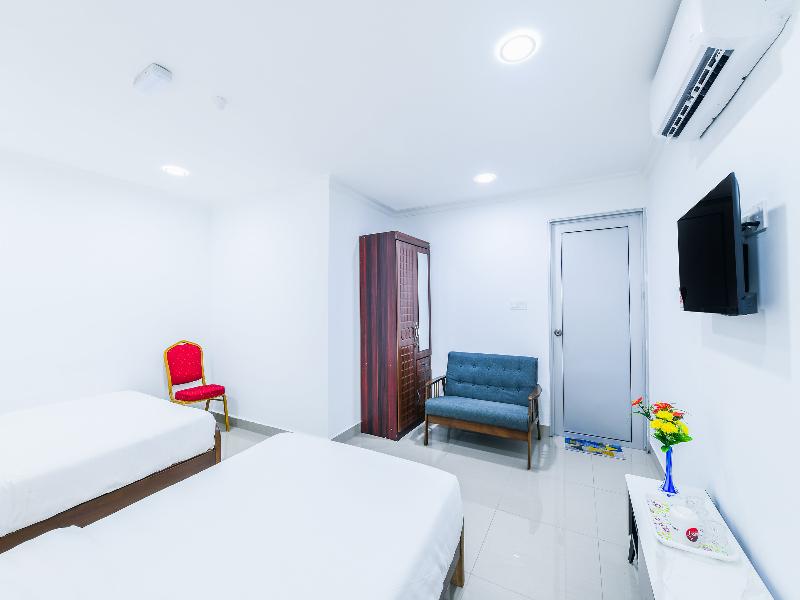 Super OYO Capital O 90543 Sp Star Hotel image