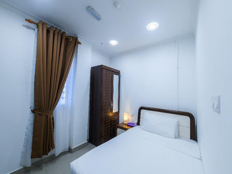 Super OYO Capital O 90543 Sp Star Hotel image