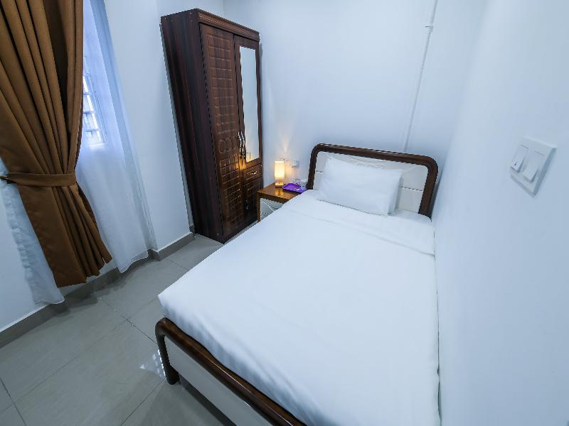 Super OYO Capital O 90543 Sp Star Hotel image