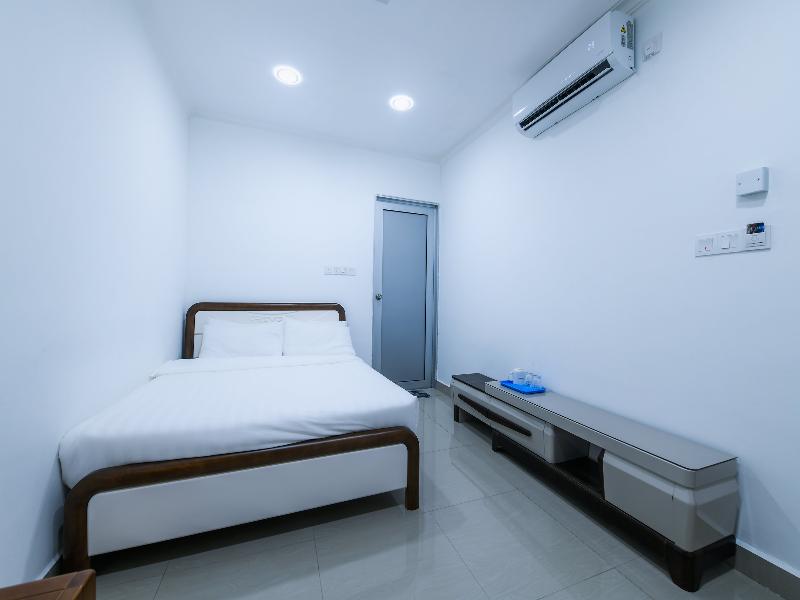 Super OYO Capital O 90543 Sp Star Hotel image