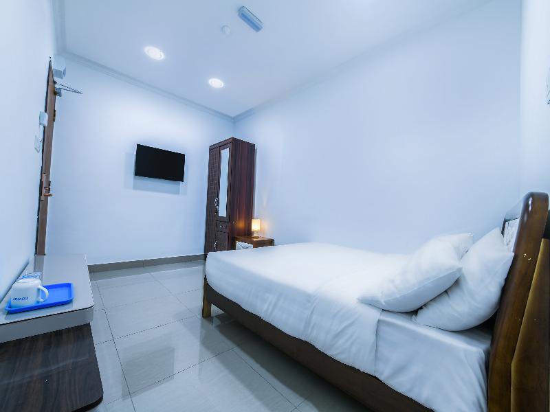 Super OYO Capital O 90543 Sp Star Hotel image