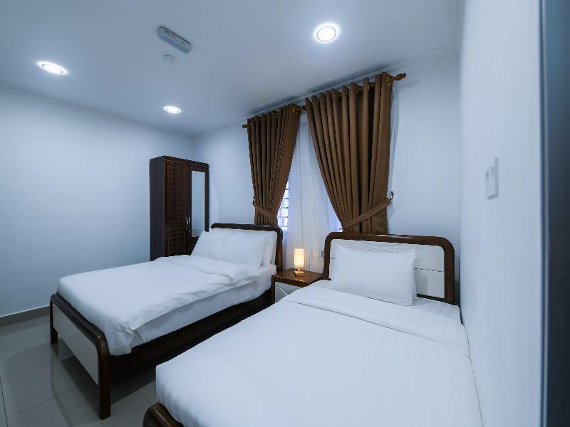 Super OYO Capital O 90543 Sp Star Hotel image